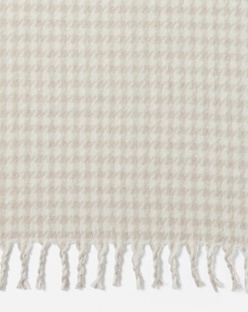 Faux Mohair Houndstooth Throw