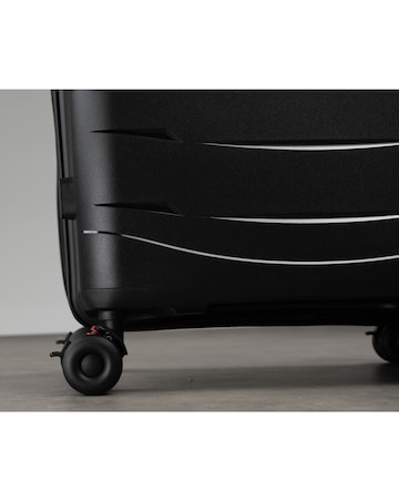 Rock Resilient Medium Suitcase
