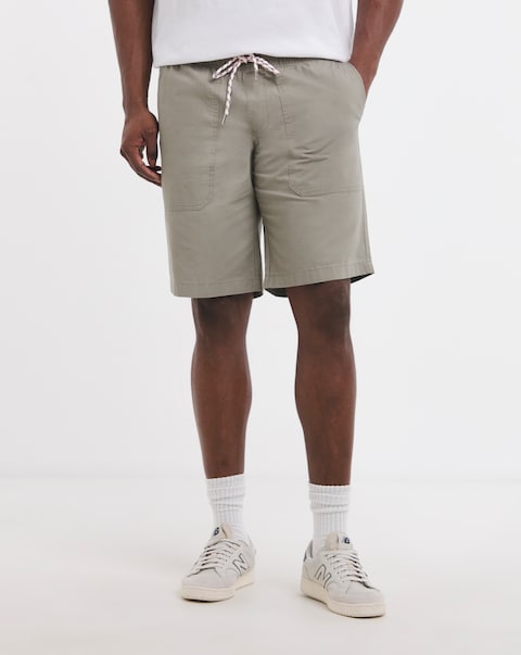 JACK & JONES Jaiden Coral Jogger Shorts - Green