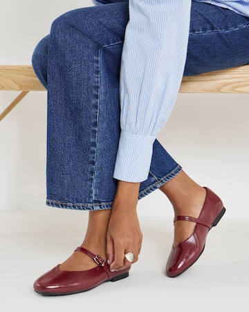 Morgan Classic Flat Mary Jane Shoes - Extra Wide Fit (EEE)