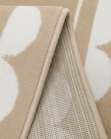 Maestro Scalloped Border Rug
