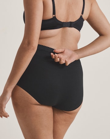 Sloggi (2 Pack) Light Control Maxi Knickers Black or White