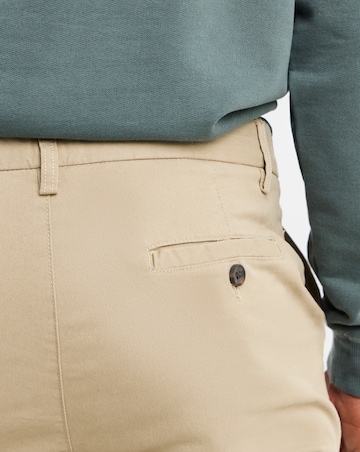 Tapered Fit Chino