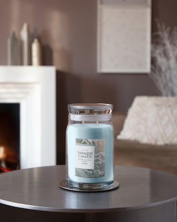 Yankee Candle Signature Large Snow Kissed Pine