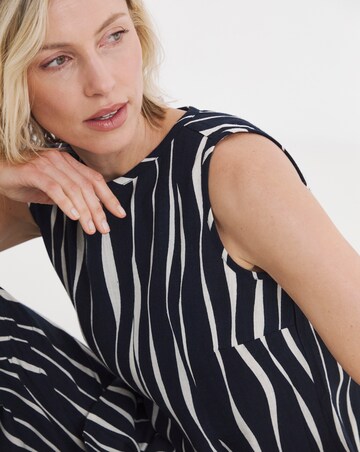 Printed Linen Mix Pleated Shell Top