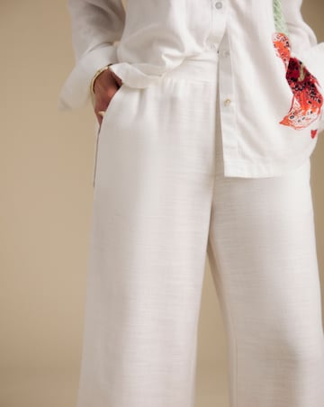 Julipa Cropped Printed Linen Trousers