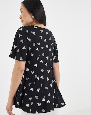 Black Heart Scoop Neck Angel Sleeve Longline Top