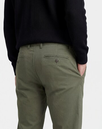 Straight Fit Chino