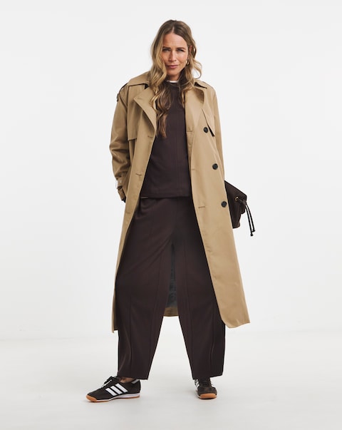 Chocolate Cosy Barrel Leg Jogger
