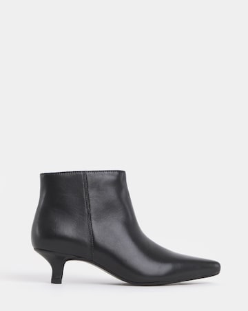 Shayna Pointed Toe Kitten Heel Leather Ankle Boots - Extra Wide Fit (EEE)