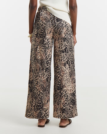 Animal Print Textured Wide Leg Trouser