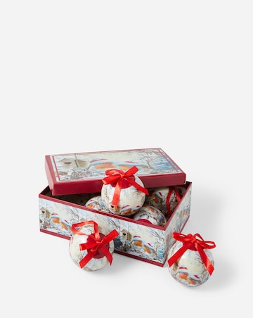 Set of 6 Robin Baubles in Box