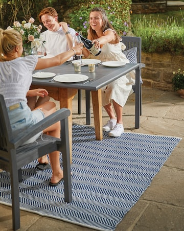 Woven Herringbone Indoor/Outdoor Rug