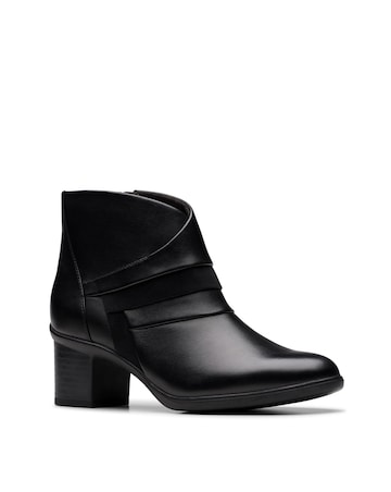 Clarks Leather Shaya Heeled Ankle Boot - Wide Fit (E)