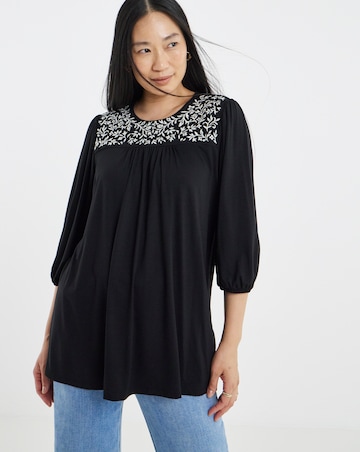 Floral Embroidered Blouson Longline Top