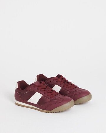 Storm Classic Retro Trainer - Wide Fit (E)