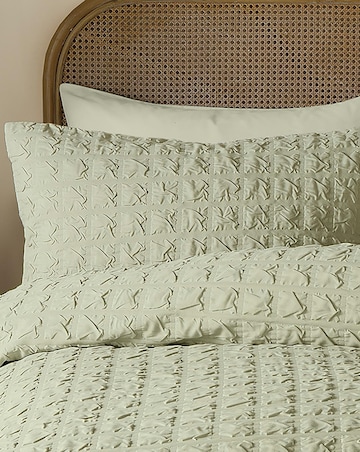 Serene Embossed Grid Duvet Cover Set