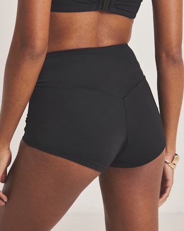 MAGISCULPT Medium Control Contour Me V Shape Bikini Short