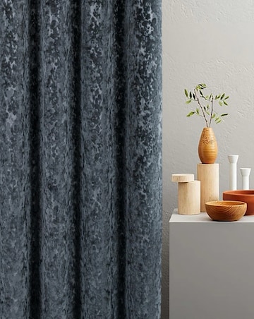 Sundour Richmond Thermal Eyelet Curtains