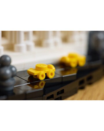 LEGO Architecture New York City The Big Apple 21066