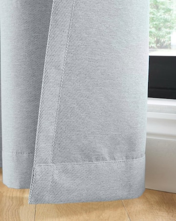 Curtina Plain Twill Eyelet Curtains