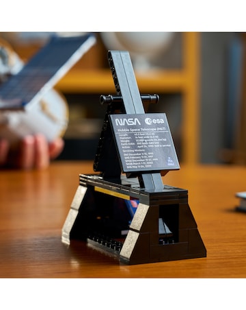 LEGO Icons Hubble Space Telescope 11382