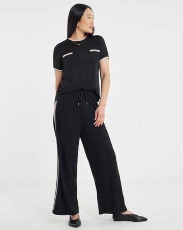 Black Short Sleeve Button Pocket T-Shirt