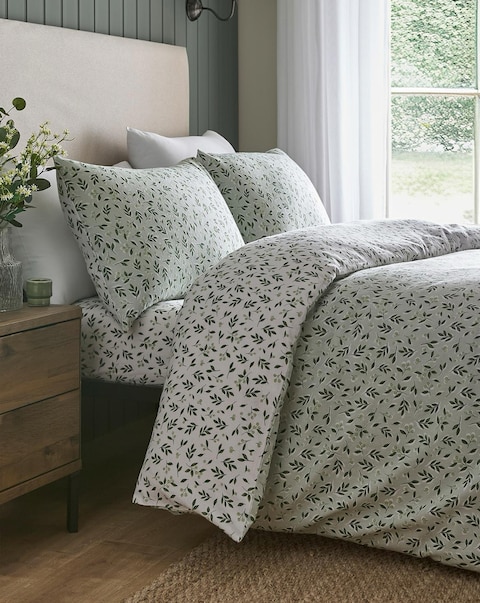 D & D Falling Leaf Duvet Cover Set