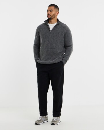Straight Fit Chino