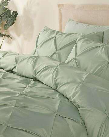 Serene Lara Duvet Cover Set