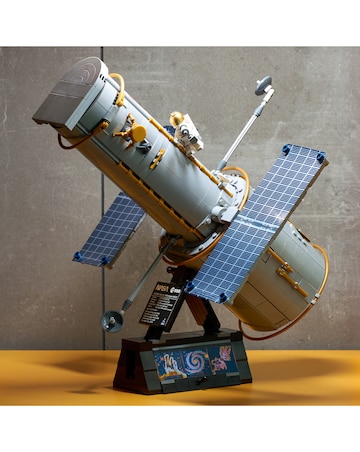 LEGO Icons Hubble Space Telescope 11382