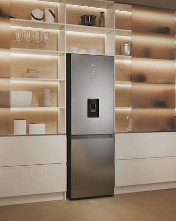 Haier HDPW5618DWPK Fridge Freezer INST