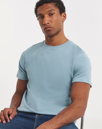 Textured Crew Neck T-Shirt-Blue