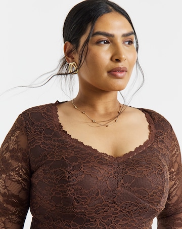 Chocolate Lace Sweetheart Neckline Long Sleeve Top