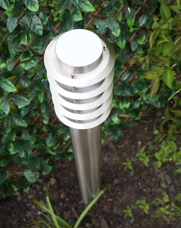 ValueLights Wharf 4 Pack 1m Outdoor Wired Bollard Light Posts - Bulbs Included