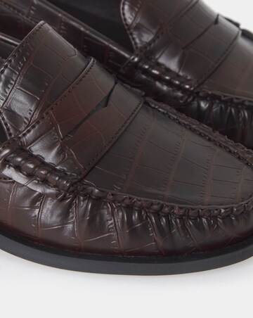 Nala Classic Puckered Loafer - Extra Wide Fit (EEE)