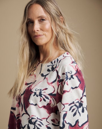 Julipa Printed Boxy T-Shirt