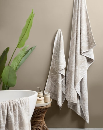 Fusion Matteo Towel