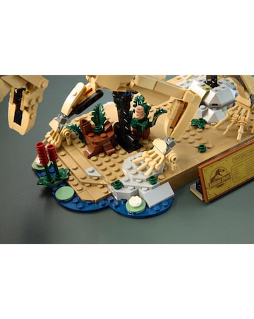 LEGo Jurassic World Dinosaur Fossils: Triceratops 77985