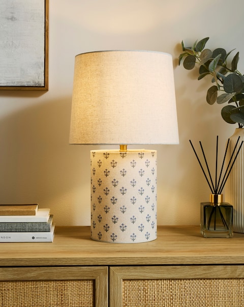 Naomi Floral Table Lamp