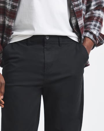 Loose Fit Chino