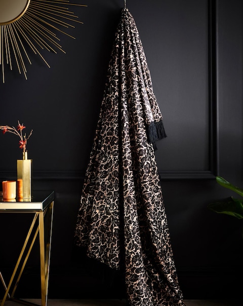 Laurence Llewelyn-Bowen Josephine Throw