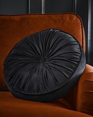 Laurence Llewelyn-Bowen Round Pleat Round Cushion