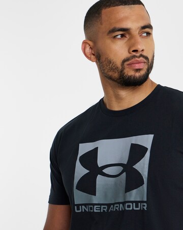 Under Armour Boxed Logo Short Sleeve T-Shirt