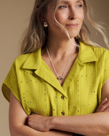 Julipa Broderie Pop Over Top