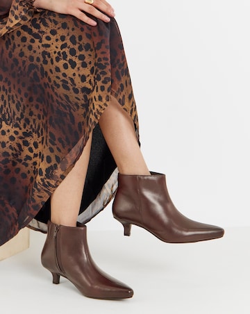 Shayna Pointed Toe Kitten Heel Leather Ankle Boots - Extra Wide Fit (EEE)