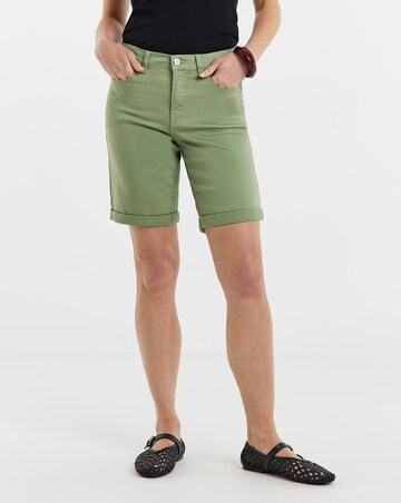24/7 Sage Knee Shorts