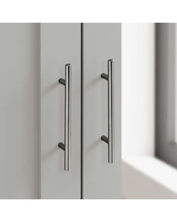 Highgate 3 Door Wardrobe With Mirror