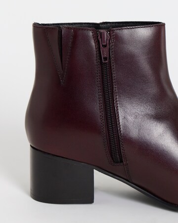 Chiba Leather Low Block Heel Ankle Boot - Extra Wide Fit (EEE)