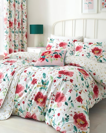D & D Abstract Poppy Bedspread
